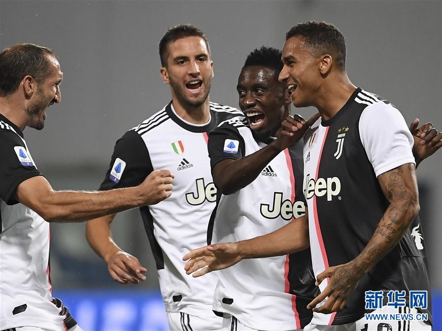 (體育)(6)足球——意甲:尤文圖斯戰(zhàn)平薩索洛