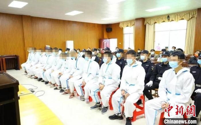 圖為庭審現(xiàn)場(chǎng)?！|蘭法院 攝