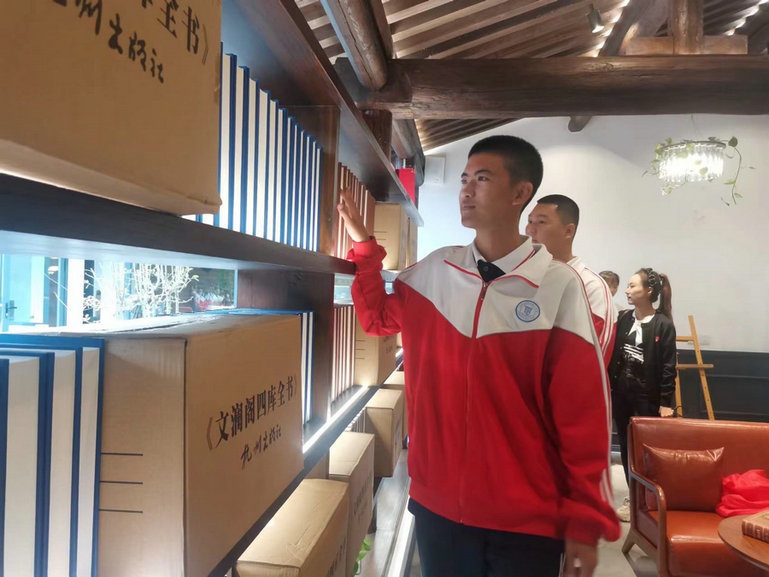 1694165212124508.jpg 1.jpg