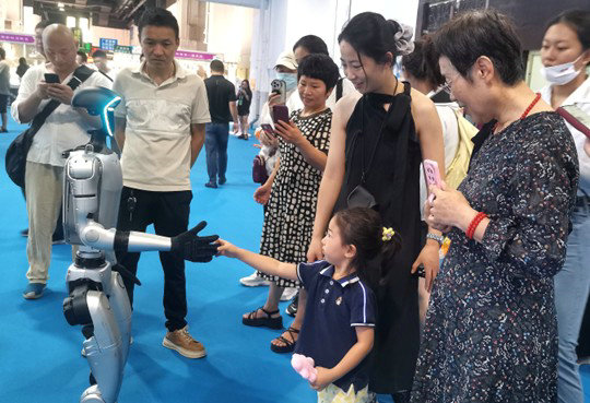 1752762423269809.jpg 眼福1.jpg