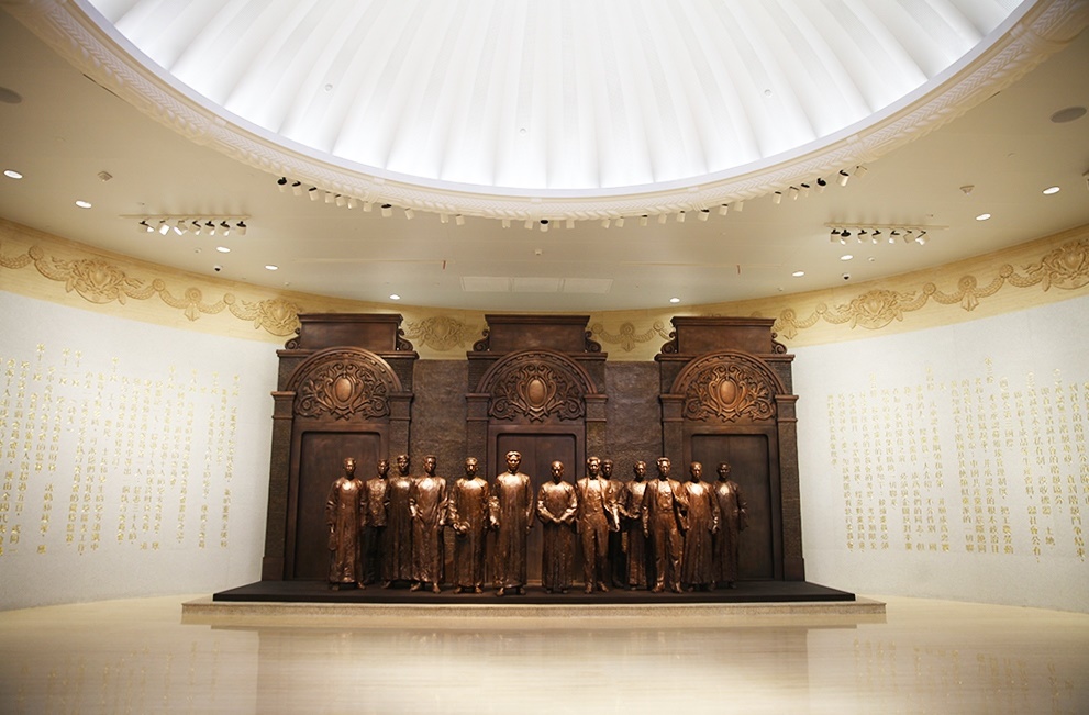 中共一大紀(jì)念館序廳。人民網(wǎng)記者 楊文全攝