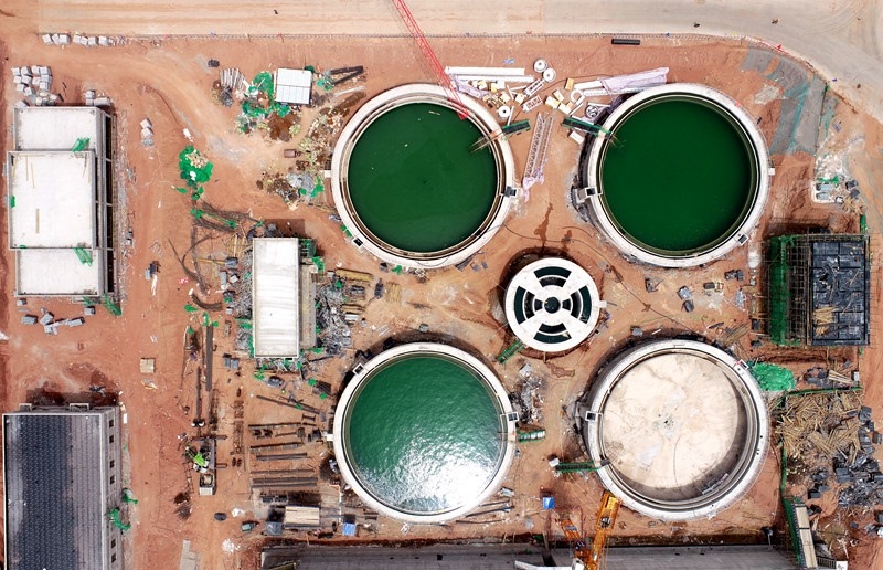 污水處理廠及水資源再生利用項(xiàng)目沉淀池。受訪者供圖