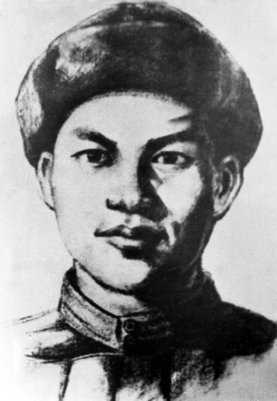  這是邱少云像。新華社發(fā)（資料照片）