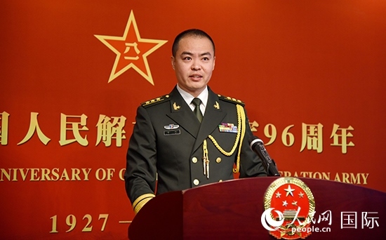 中國駐瑞典大使館李珂副武官致辭。人民網(wǎng)記者 殷淼攝