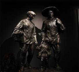 養(yǎng)父母碑。中央民族大學(xué) 張瑜桐攝