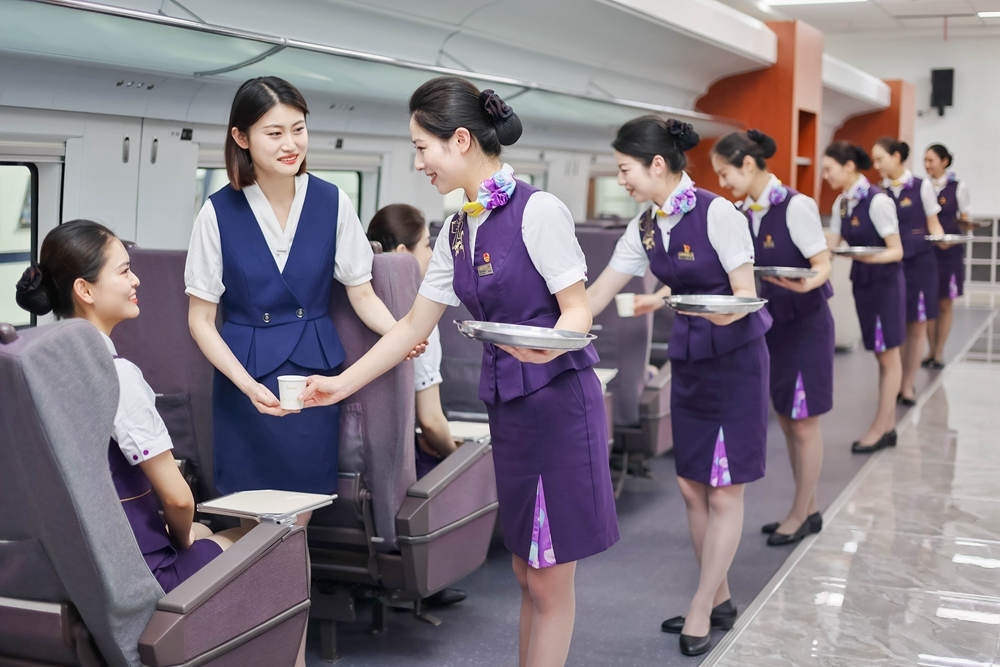 形象儀態(tài)塑造。