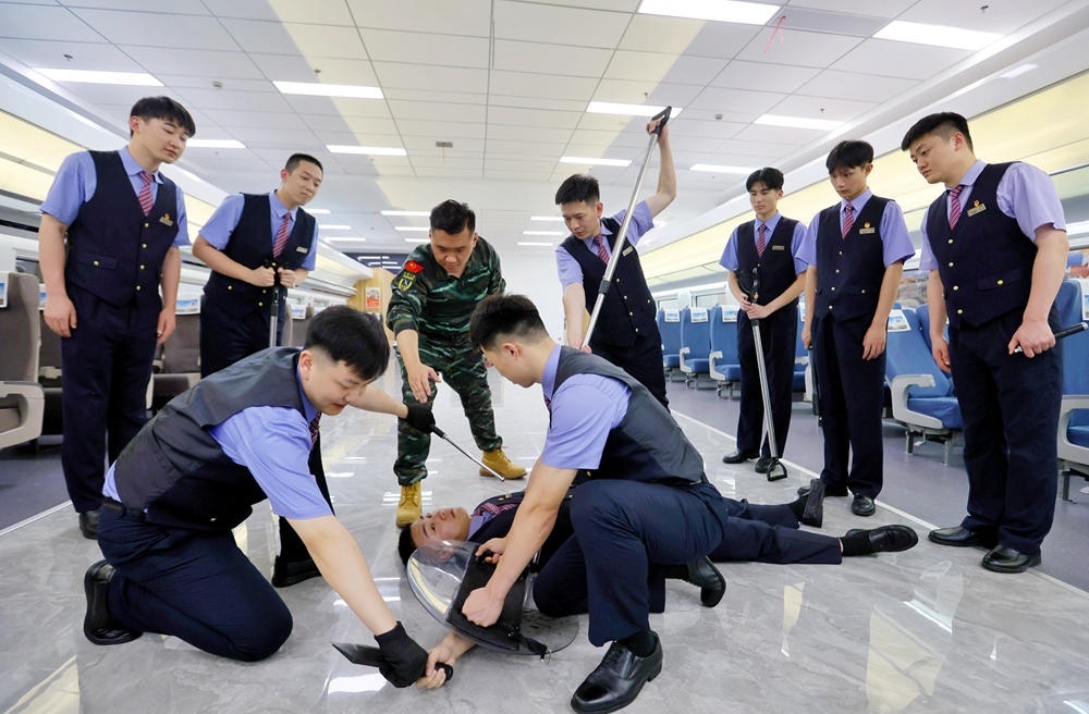 應急處置培訓。