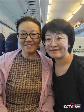 （呼群、寶力母女 受訪者供圖）