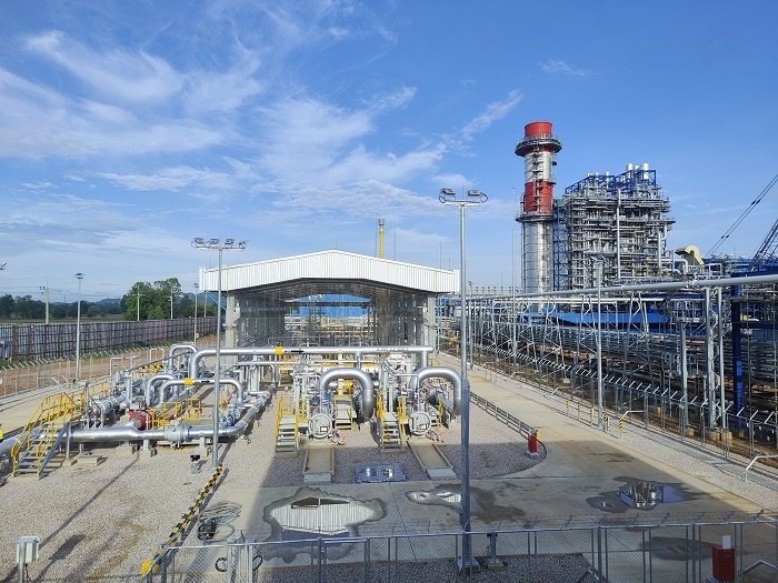 泰國新崗天然氣管道項(xiàng)目計(jì)量調(diào)壓站。卡瑪萊 攝