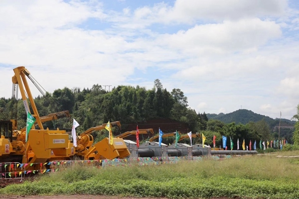 川氣東送二線天然氣管道工程施工現(xiàn)場(chǎng)。受訪者供圖