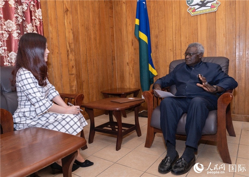 2023年9月14日，所羅門群島總理梅納西·索加瓦雷在首都霍尼亞拉接受人民網(wǎng)記者專訪。人民網(wǎng) 賀吉攝