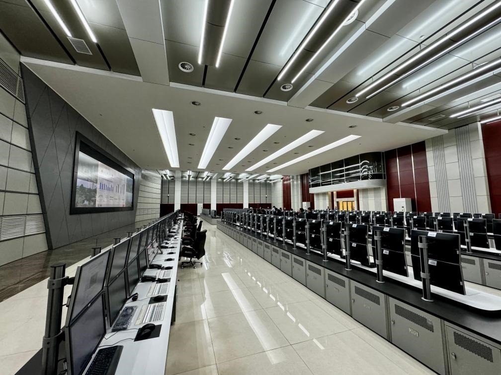 近日拍攝的公司管控中心。新華社記者 胡晨歡 攝