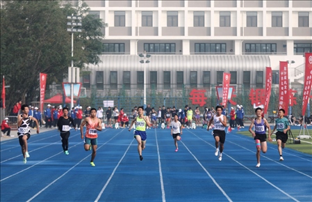 第59屆北京市中學(xué)生田徑運(yùn)動(dòng)會(huì)暨北京學(xué)生金奧運(yùn)動(dòng)隊(duì)田徑運(yùn)動(dòng)會(huì)。北京市教委供圖
