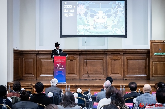 城市建筑與文化創(chuàng)意設(shè)計師卡姆·帕尼薩講述他和四川的故事。人民網(wǎng) 郭錦標(biāo)攝