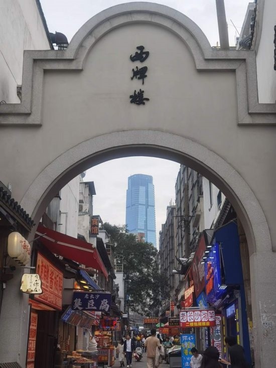 10月25日，太平老街街景。（本報(bào)記者 常雯宜攝）