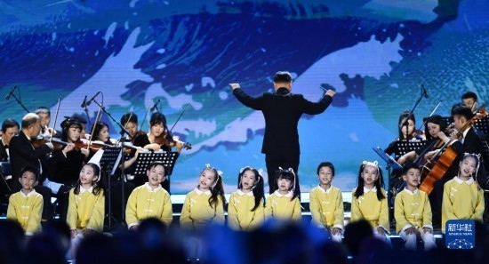 12月16日拍攝的第五屆海南島國際電影節(jié)開幕式現(xiàn)場。