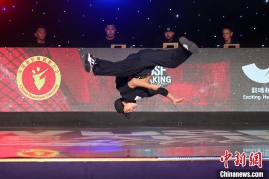 今年7月，首屆亞洲霹靂舞錦標(biāo)賽在拱墅運河體育公園體育館舉行。郭天奇 攝