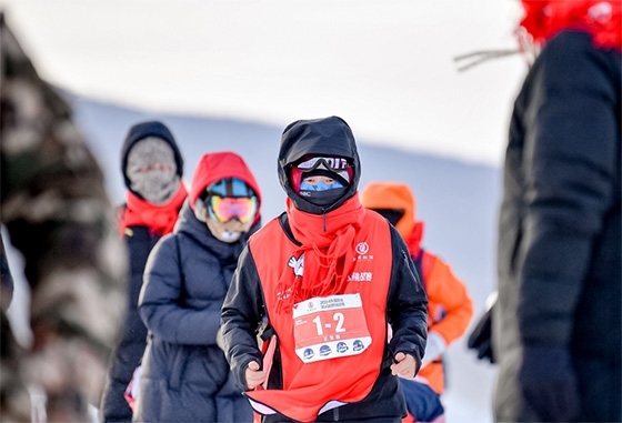 王軍霞在比賽中。主辦方供圖