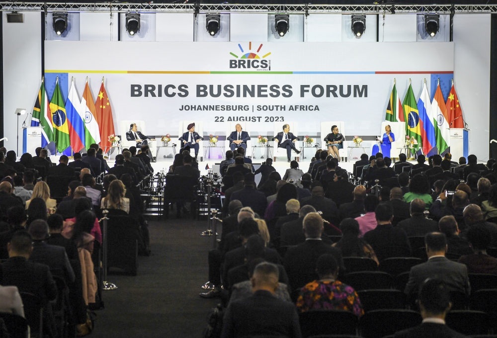 這是2023年8月22日在南非約翰內(nèi)斯堡拍攝的金磚國(guó)家工商論壇現(xiàn)場(chǎng)。新華社記者 李亞輝 攝