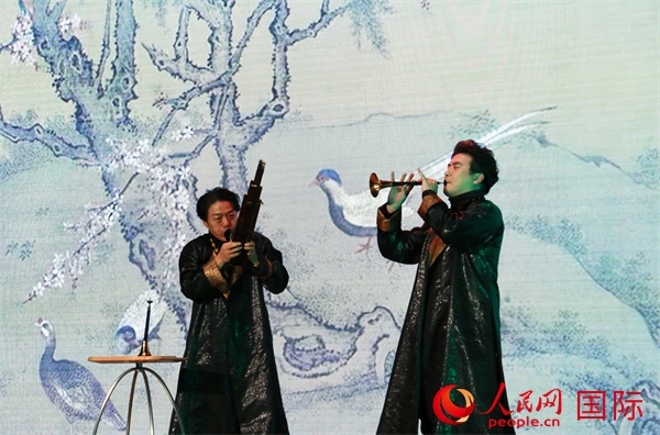 嗩吶表演《百鳥朝鳳》。人民網(wǎng) 許可攝