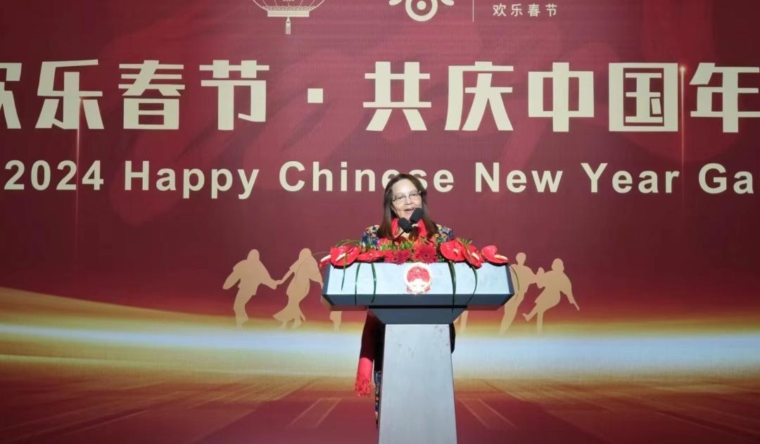 南非旅游部長(zhǎng)德利萊女士致辭。中國(guó)駐南非大使館供圖