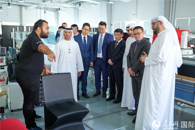 參觀培訓中心。人民網(wǎng)塔里克·易卜拉欣攝