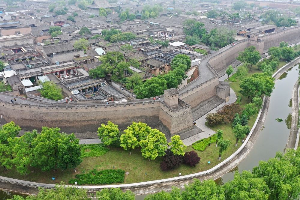 平遙古城一角（2023年5月30日攝，無人機照片）。新華社記者 詹彥 攝