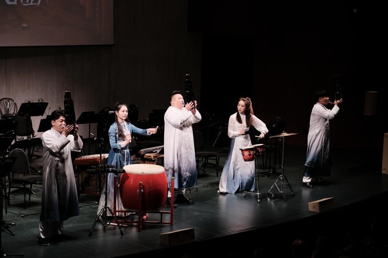 2024“歡樂春節(jié)”新春民族音樂會演出現(xiàn)場。于子恒攝