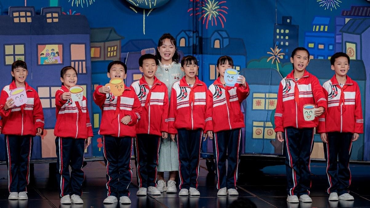 湖南省懷化市會(huì)同縣粟裕希望小學(xué)田野詩(shī)班彩排現(xiàn)場(chǎng)。主辦方供圖