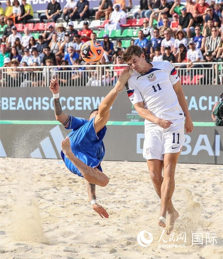2月15日，意大利隊對陣美國隊。人民網塔里克·易卜拉欣攝