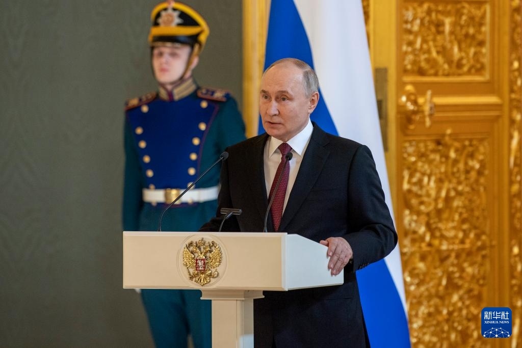 3月20日，俄羅斯總統(tǒng)普京在莫斯科克里姆林宮與其競選團(tuán)隊代表舉行見面會。新華社記者 曹陽 攝