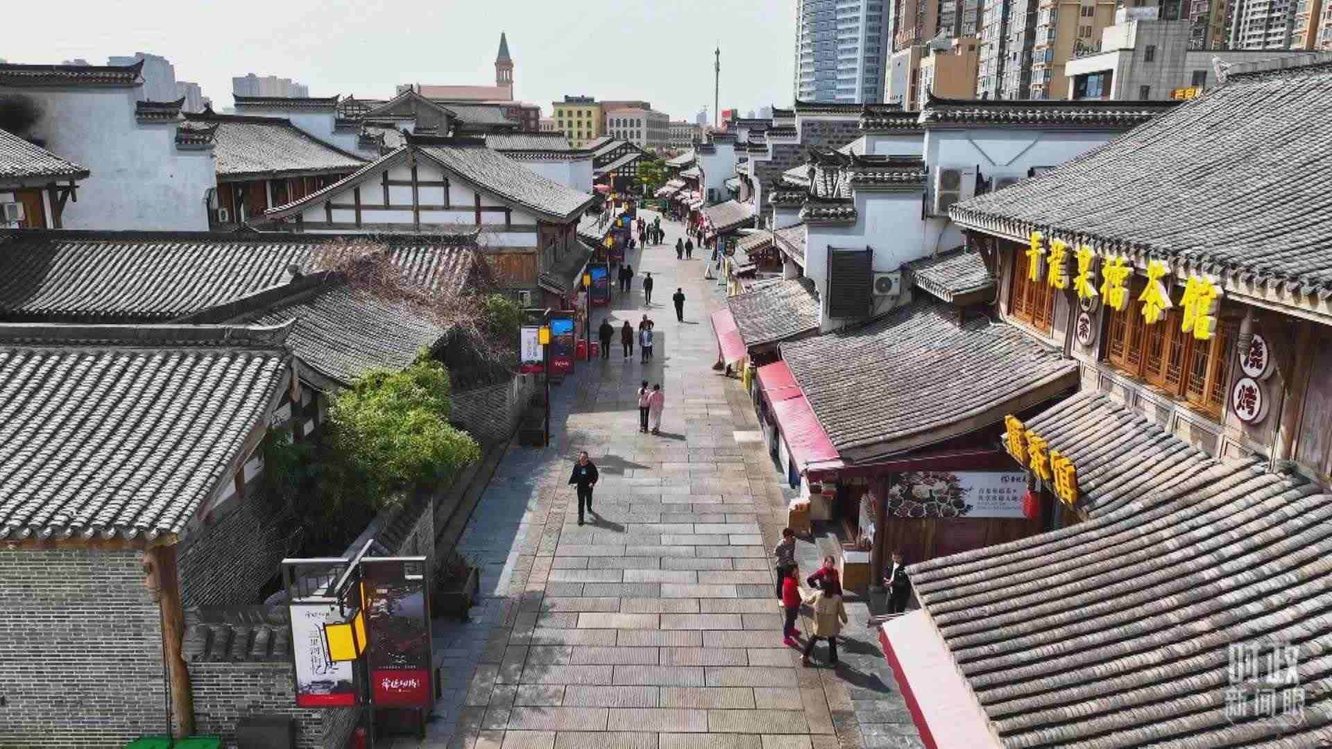 △常德河街。（總臺記者姚鵬、溫盛強(qiáng)拍攝）