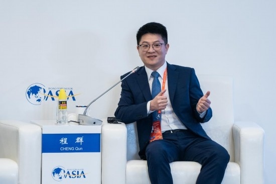 3月27日，猿輔導(dǎo)集團(tuán)副總裁、人工智能研究院院長(zhǎng)程群在分論壇上發(fā)言。新華社記者 曹夢(mèng)瑤 攝