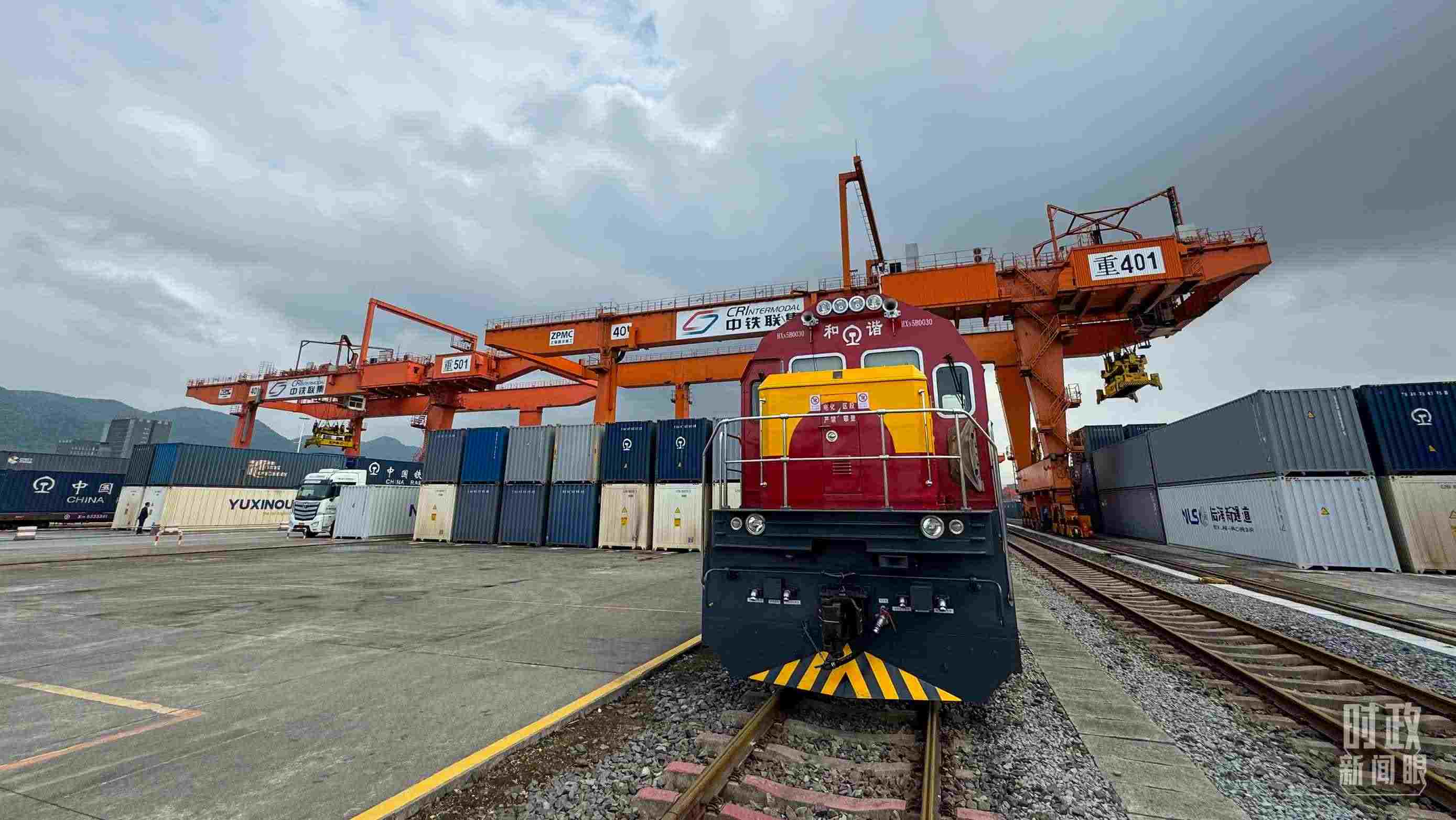 △重慶國(guó)際物流樞紐園區(qū)。（總臺(tái)央視記者許永松拍攝）