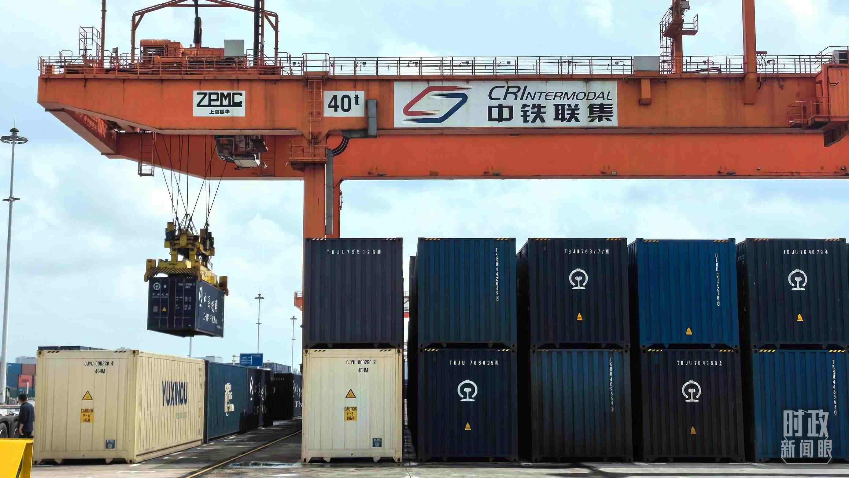 △重慶國(guó)際物流樞紐園區(qū)。（總臺(tái)央視記者趙化拍攝）