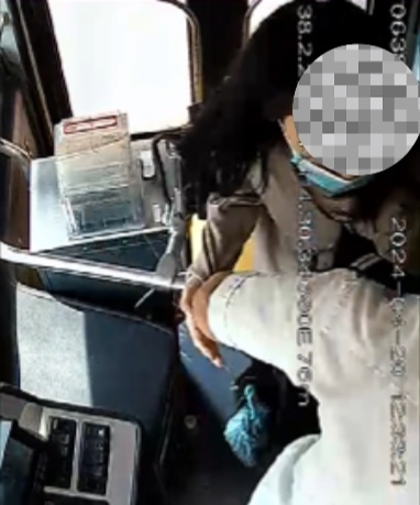 公交車上他一聲大吼！魏杰，好樣的！