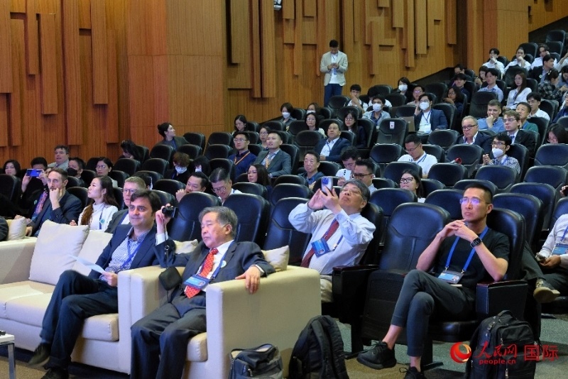 會(huì)議現(xiàn)場(chǎng)。人民網(wǎng)記者 白元琪攝