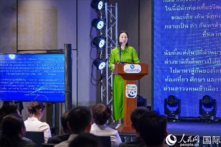 中國(guó)駐泰國(guó)大使館公使銜參贊常禹萌致辭。（普拉維攝）