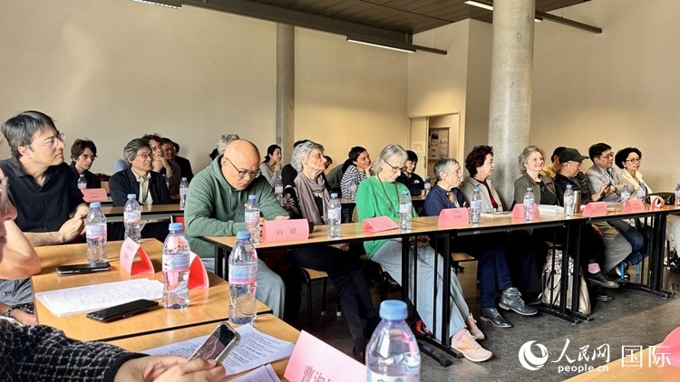 “國際青年文學(xué)共讀”活動現(xiàn)場。人民網(wǎng)記者 于超凡攝