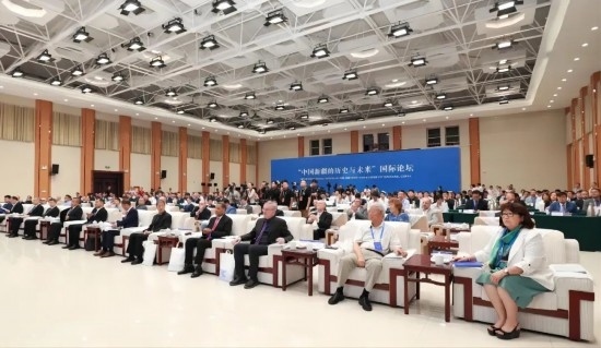 6月12日，“中國新疆的歷史與未來”國際論壇在喀什舉辦。（圖片來源：民族畫報(bào)）