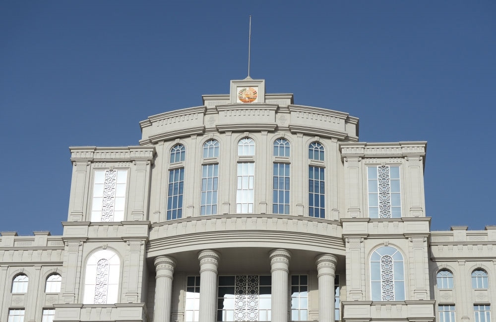 這是在杜尚別拍攝的塔吉克斯坦政府大樓。