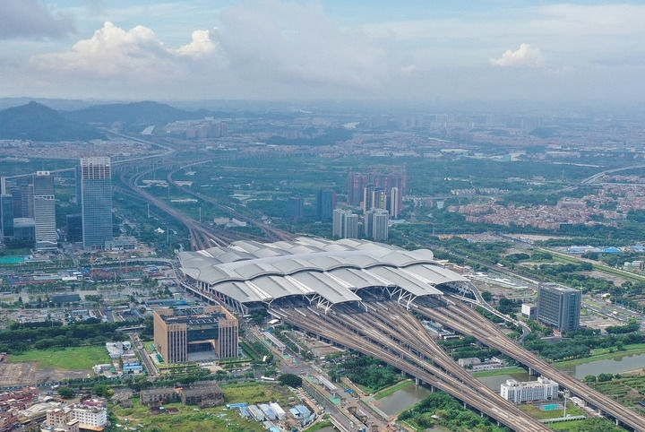 這是2024年6月23日拍攝的廣州南站（無人機照片）。新華社記者 劉大偉 攝