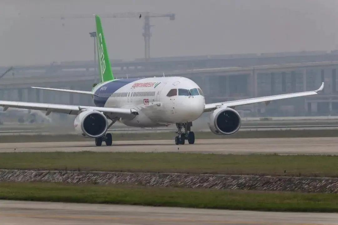 從一扇“門(mén)”、一座“城”、兩張“網(wǎng)”，看浦東新區(qū)改革常新