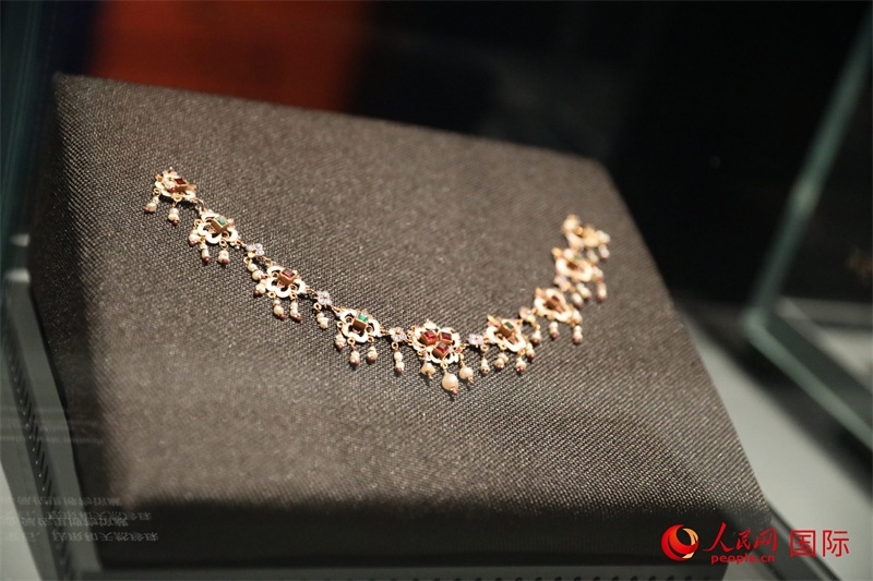 展覽“傳奇之旅：馬可·波羅與絲綢之路上的世界”展品。人民網(wǎng) 殷韜攝