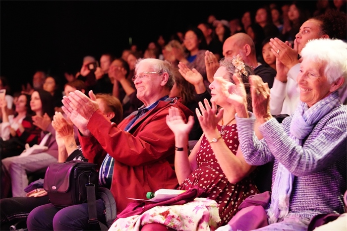 演出收獲現(xiàn)場(chǎng)英國(guó)觀眾好評(píng)。主辦方供圖