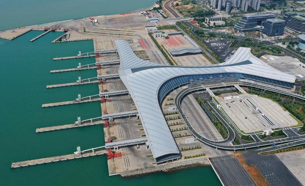 這是已經(jīng)停航的?？谛潞８郏?月4日攝，無(wú)人機(jī)照片）。新華社記者 郭程 攝