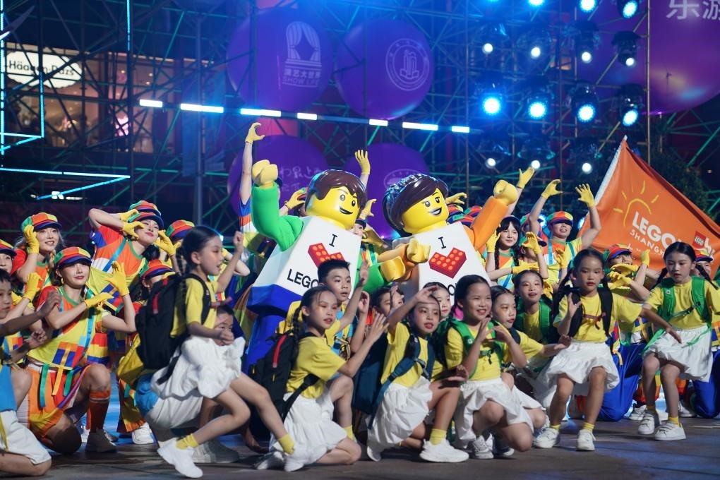 9月14日晚，演員在上海旅游節(jié)開幕式上表演。新華社發(fā)（陳浩明 攝）