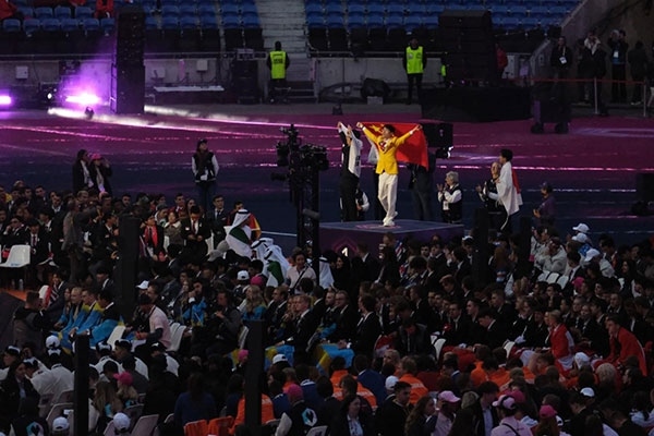 中國(guó)選手登上最高領(lǐng)獎(jiǎng)臺(tái)。人民網(wǎng)記者 于超凡攝