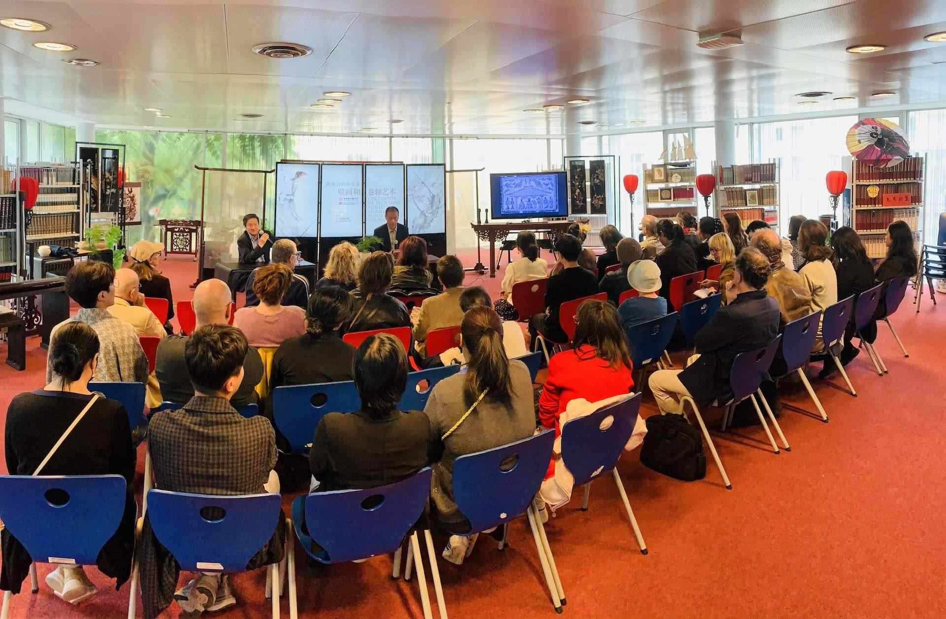 “絲路丹青——絲綢之路沿線壁畫(huà)傳摹展”在巴黎中國(guó)文化中心隆重開(kāi)幕。中國(guó)藝術(shù)研究院供圖