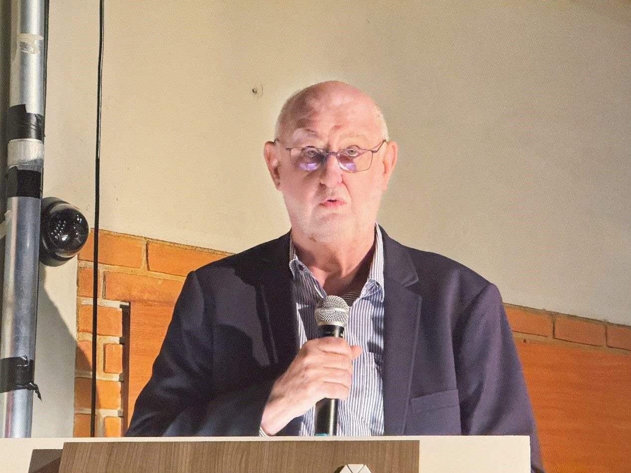 圣保羅州立大學(xué)孔子學(xué)院巴方院長保利諾在活動中致辭。圣保羅州立大學(xué)孔子學(xué)院供圖